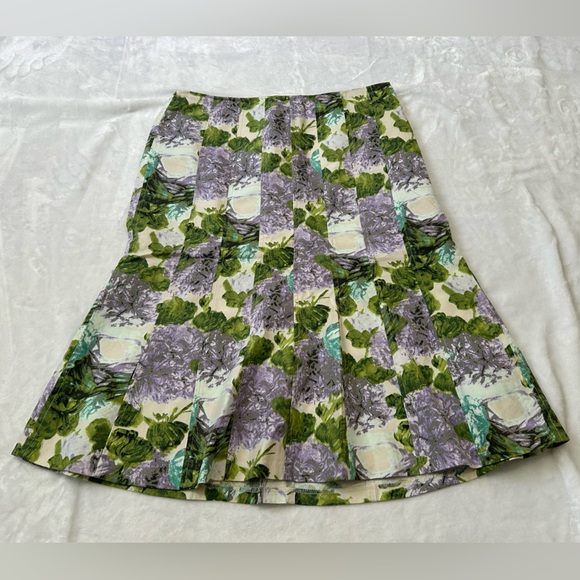 Ann Taylor Floral Skirt - Picture 1 of 7